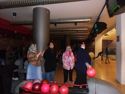 Handarbeits-Kurs beim Bowling